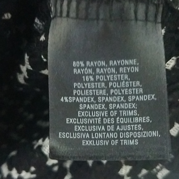 postmark Anthro Medium blouse black white cropped - Picture 7 of 7